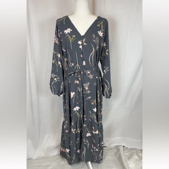 H&M Tie Belt Crepe Dress Gray Floral Long Button Present Sleeve Woman’s Size S - Picture 2 of 15